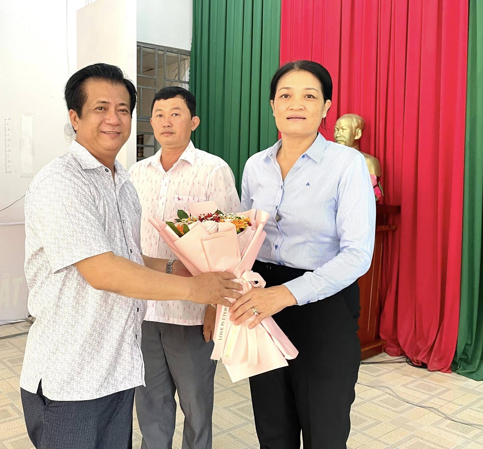 anh tin bai